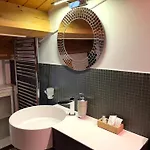 Apartman Dhome *
